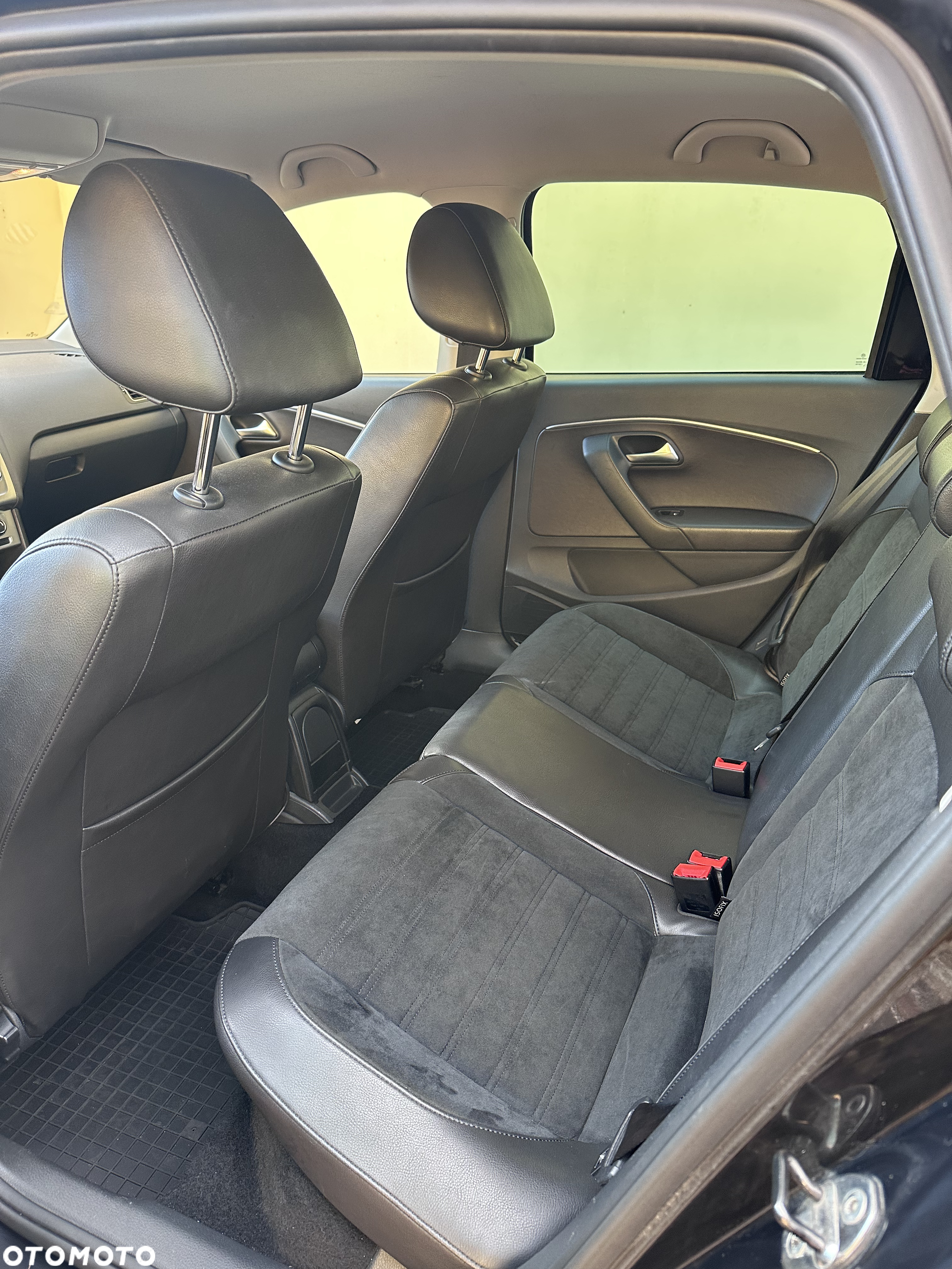 Volkswagen Polo 1.4 TDI (Blue Motion Technology) Highline - 12