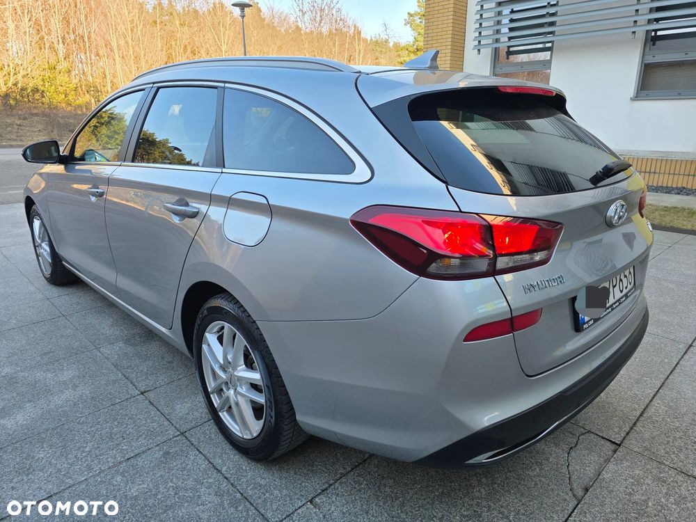 Hyundai i30 1.0 T-GDI Comfort DCT - 4
