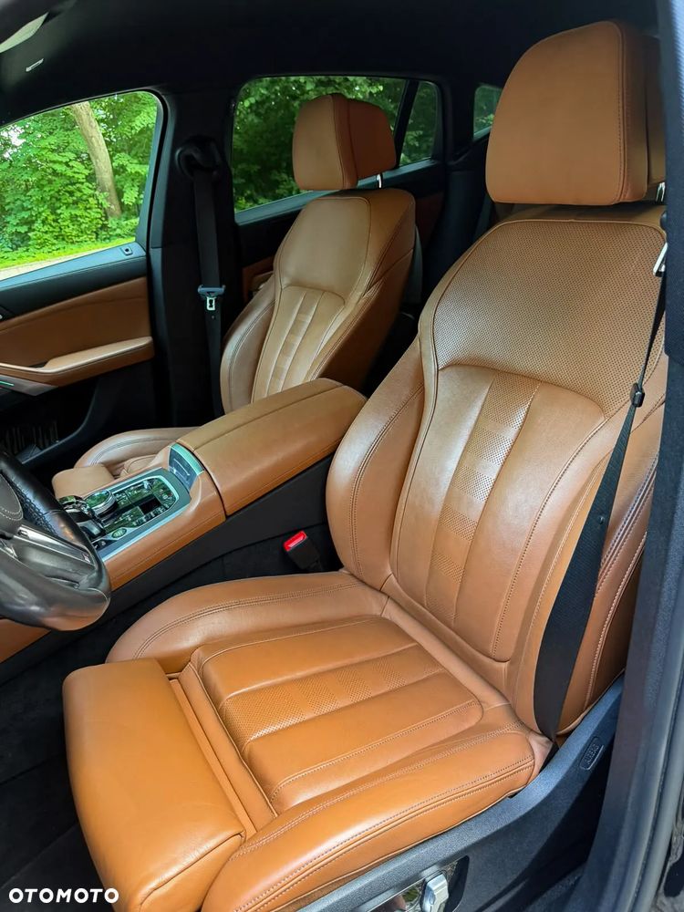 BMW X6 xDrive30d - 13