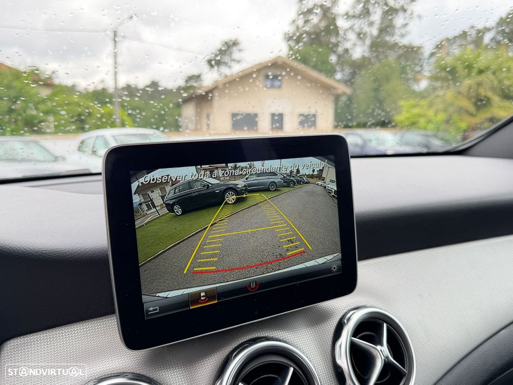 Mercedes-Benz GLA 180 d Style - 12