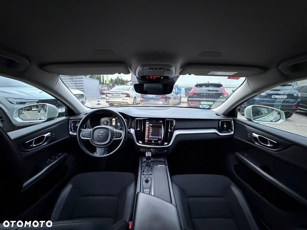 Volvo V60 D4 Momentum - 22