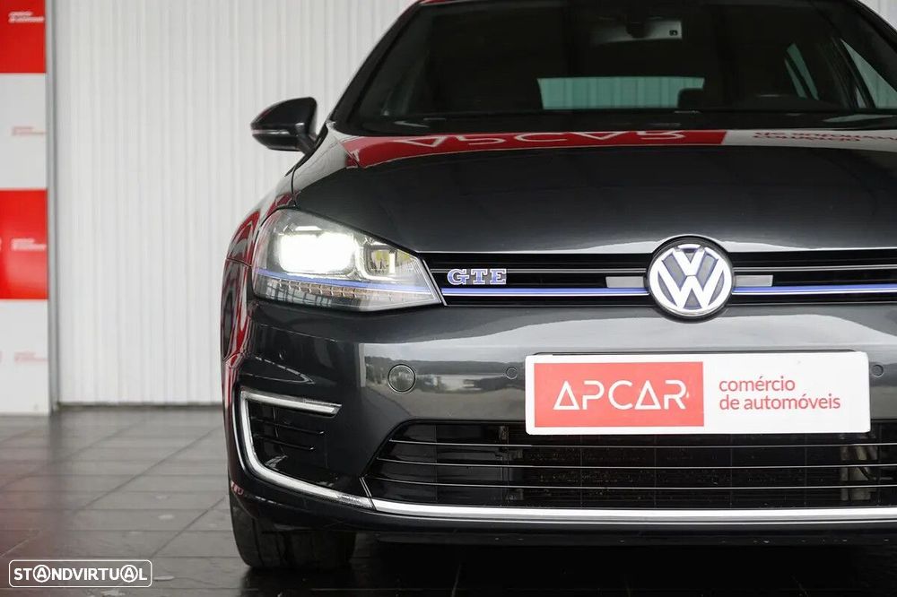 VW Golf 1.4 GTE Plug-In-Hybrid DSG - 11