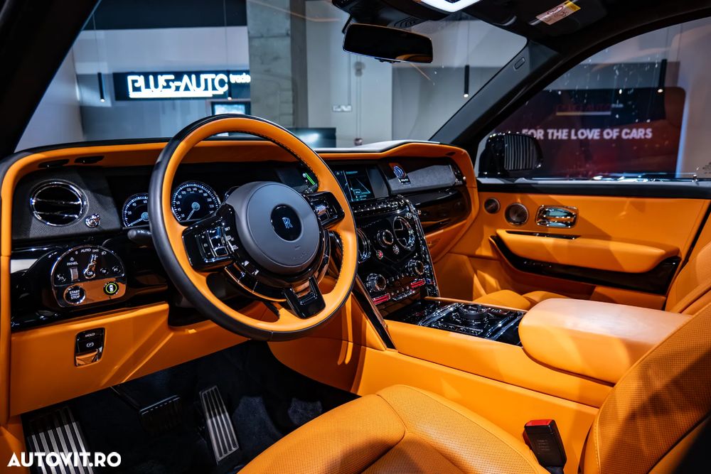 Rolls-Royce Cullinan - 35