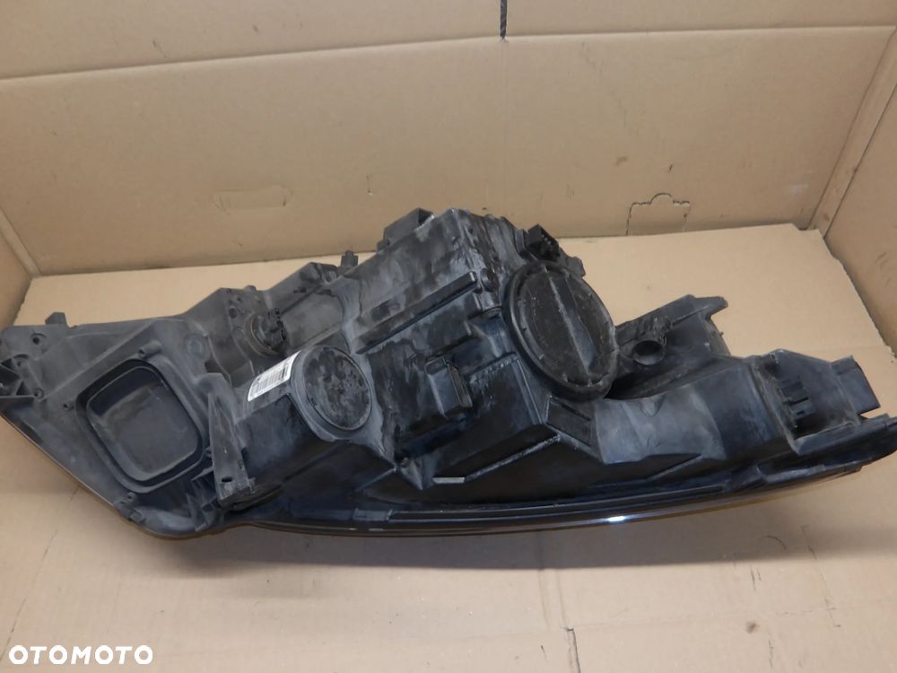 OPEL ZAFIRA C 12-16 2.0D LAMPA PRAWA PRZÓD PRZEDNIA 13399858 - 4