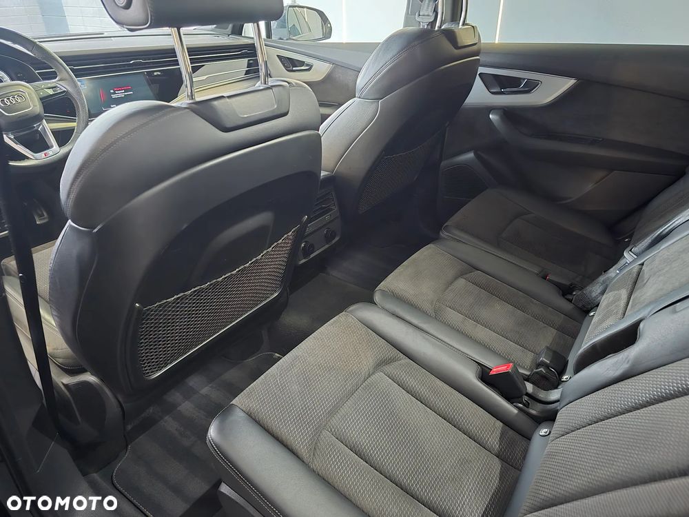 Audi Q7 45 TDI mHEV Quattro S Line Tiptr - 8