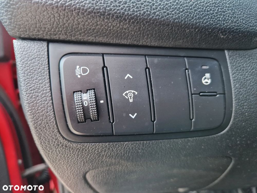 Kia Ceed 1.4 CVVT Fifa World Cup Edition - 37