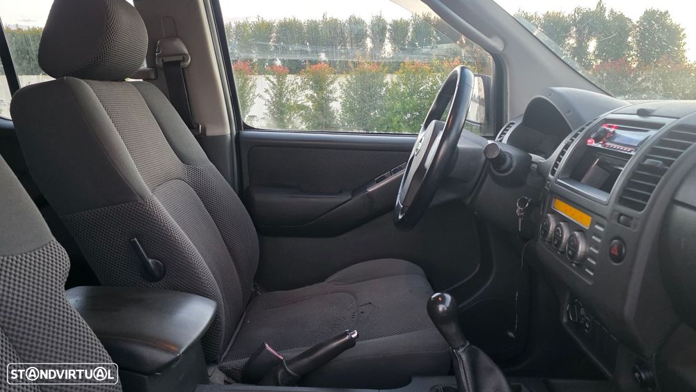 Nissan Navara 2.5 dCi CD SE Comf+C-C. - 11