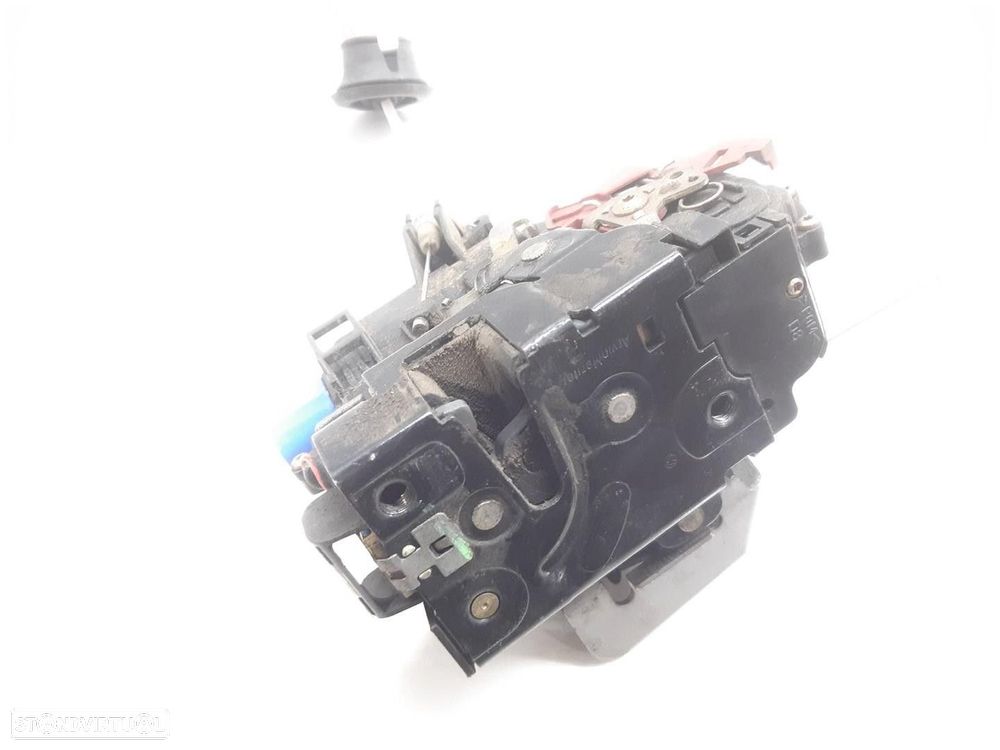 FECHADURA PORTA FRONTAL DIREITA AUDI A3 2004 -4E1837016 - 3