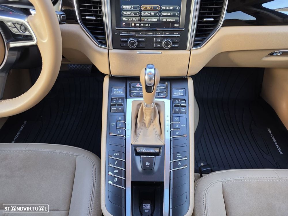 Porsche Macan S - 15