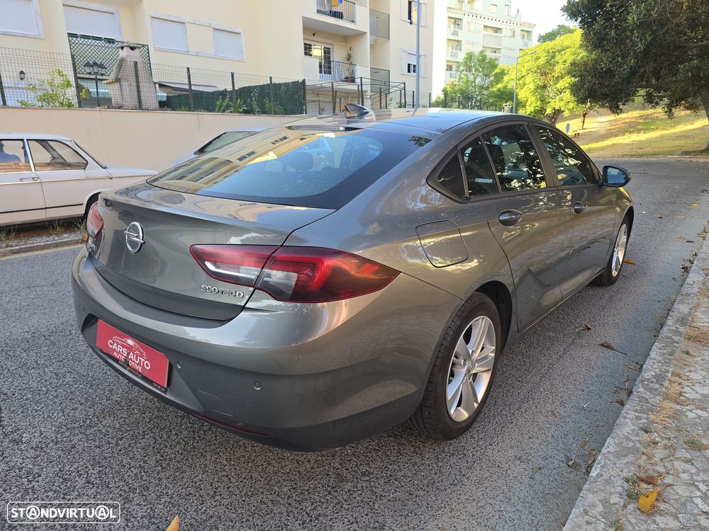 Opel Insignia 1.6 CDTI executive S/S - 8