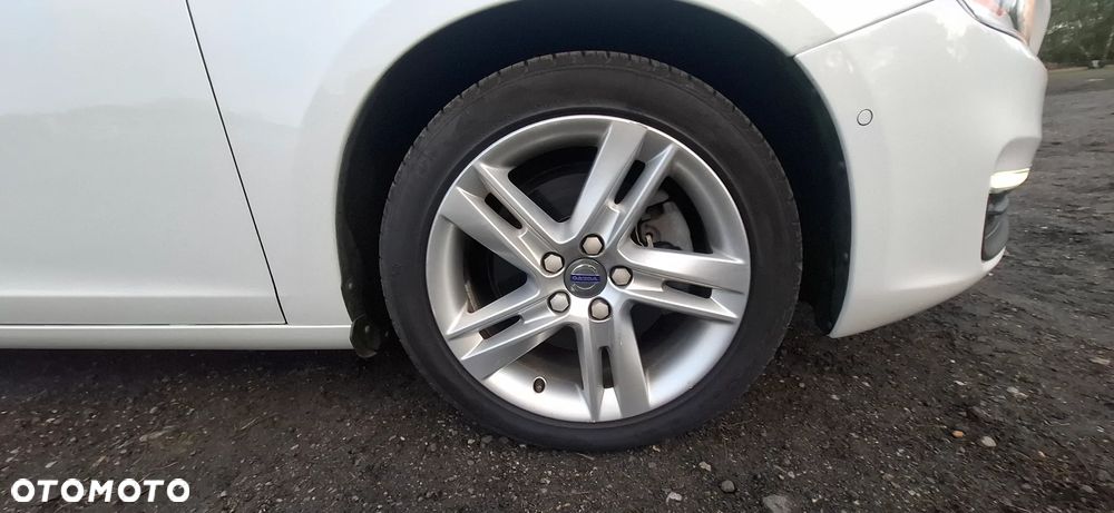 Volvo V60 - 30