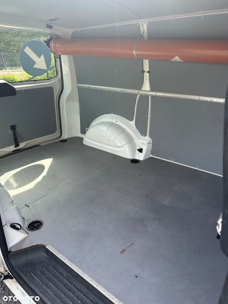 Volkswagen T5 - 7