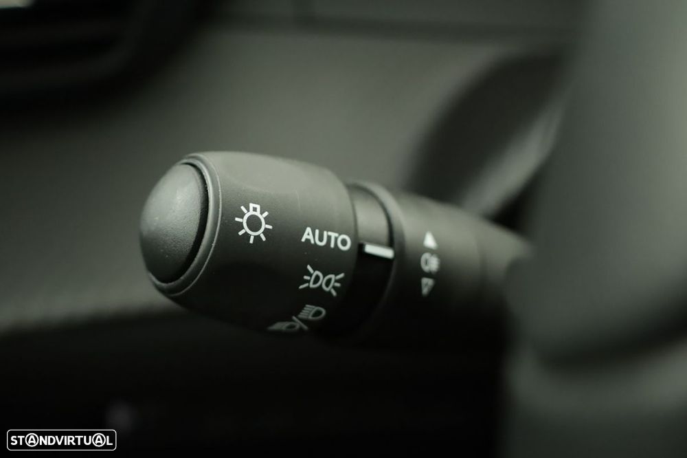 Peugeot 208 1.2 PureTech Style - 17