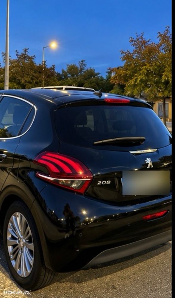 Peugeot 208 1.2 PureTech Signature - 3