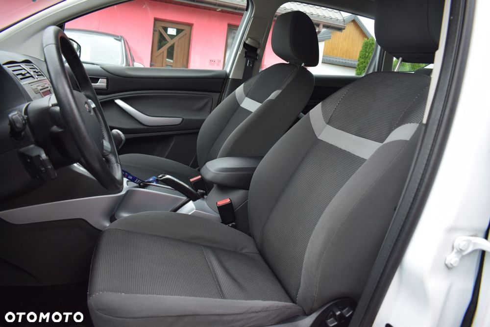 Ford Kuga 2.0 TDCi Trend - 8