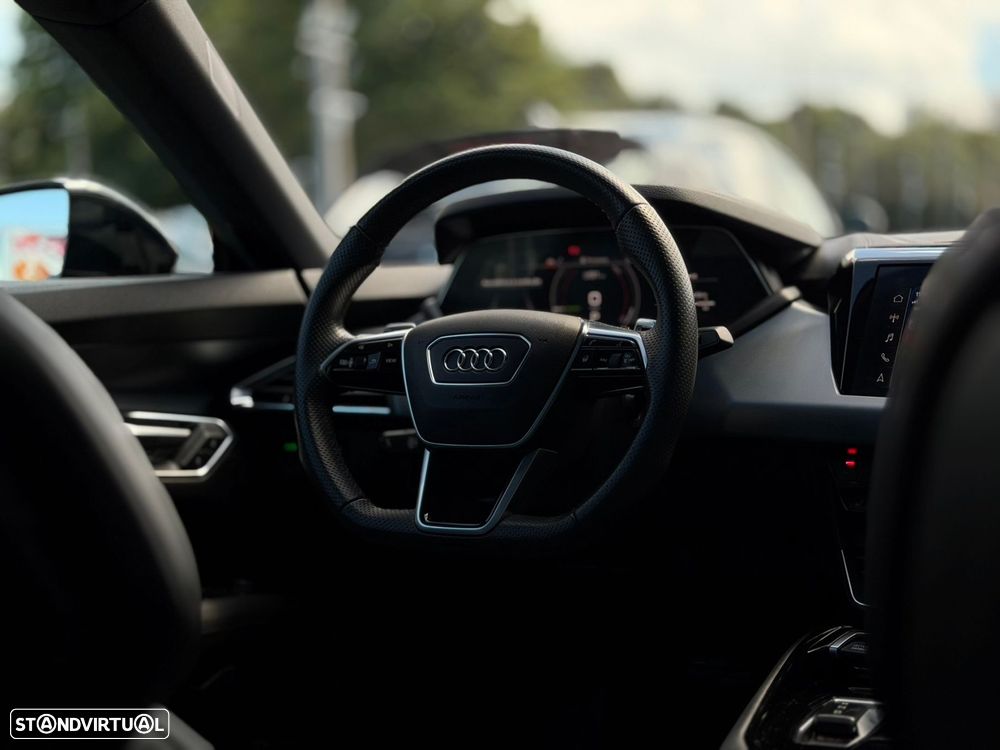 Audi e-tron GT quattro - 35