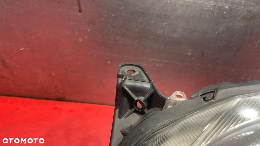 REFLEKTOR LEWY LAMPA PRZÓD OPEL VECTRA C - 6