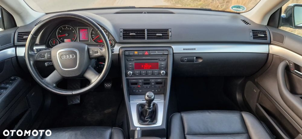 Audi A4 Avant 2.0 T FSI quattro - 7