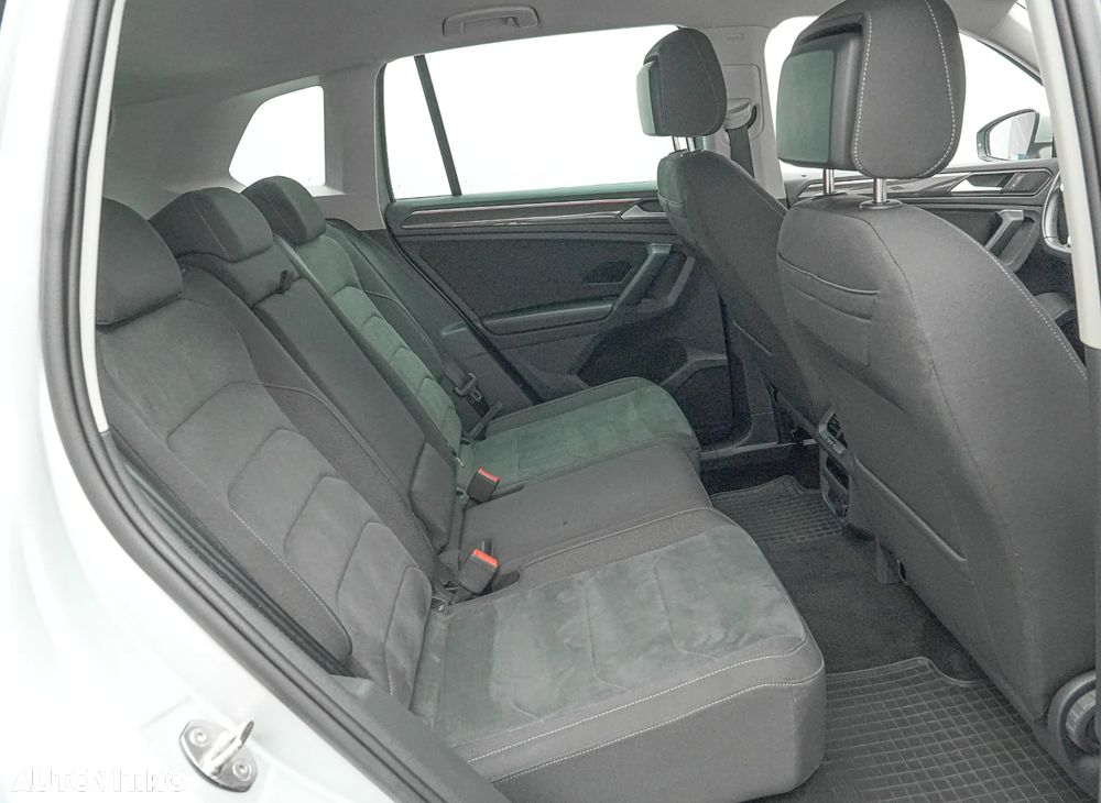 Volkswagen Tiguan 2.0 TDI 4Mot DSG Elegance - 17