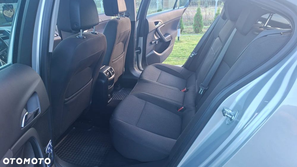 Opel Insignia - 9