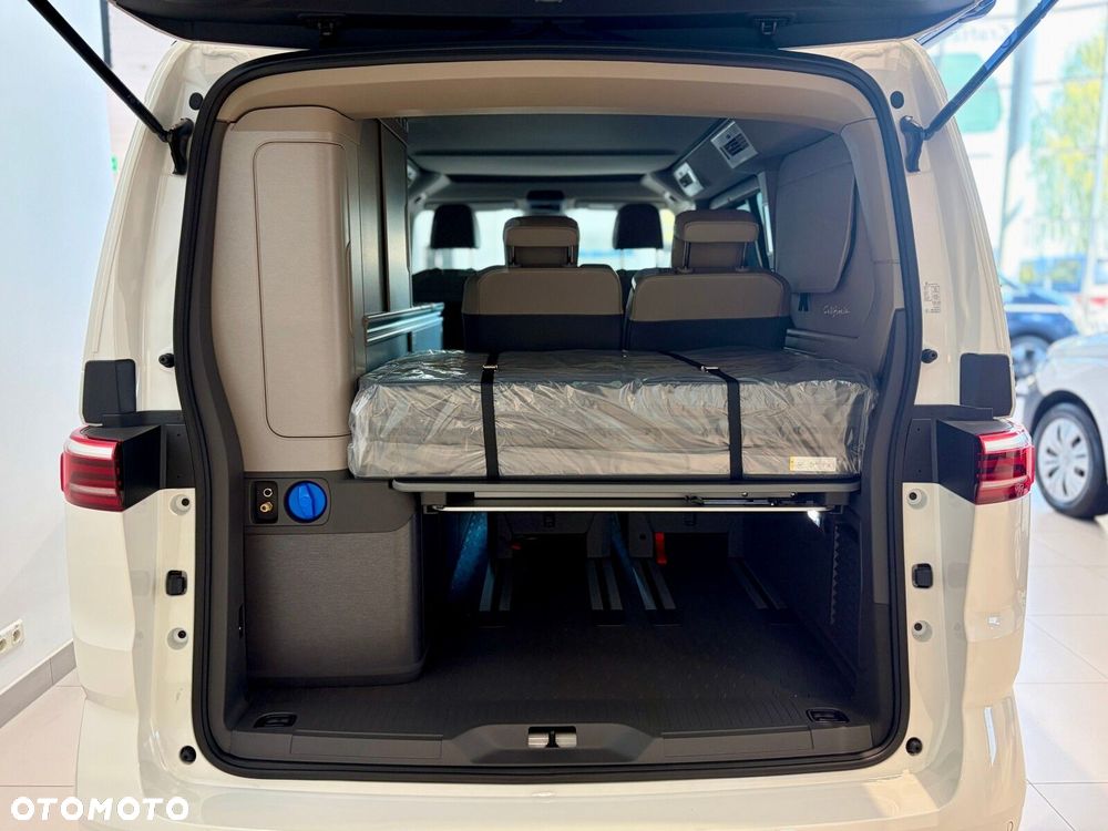 Volkswagen California - 12