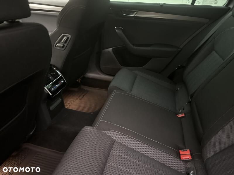 Skoda Superb 1.5 TSI Style DSG - 22