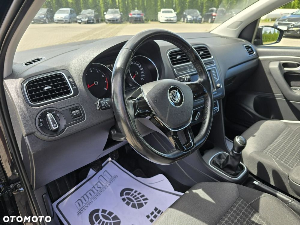 Volkswagen Polo - 14