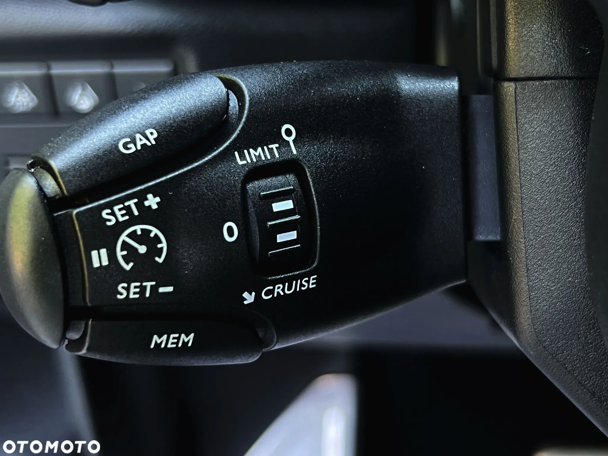 Citroën C5 Aircross 1.6 PureTech Shine EAT8 - 29