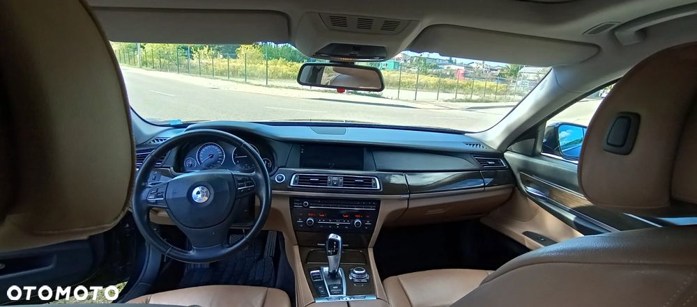 BMW Seria 7 730d - 5