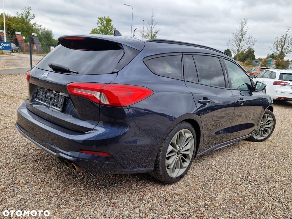 Ford Focus - 31
