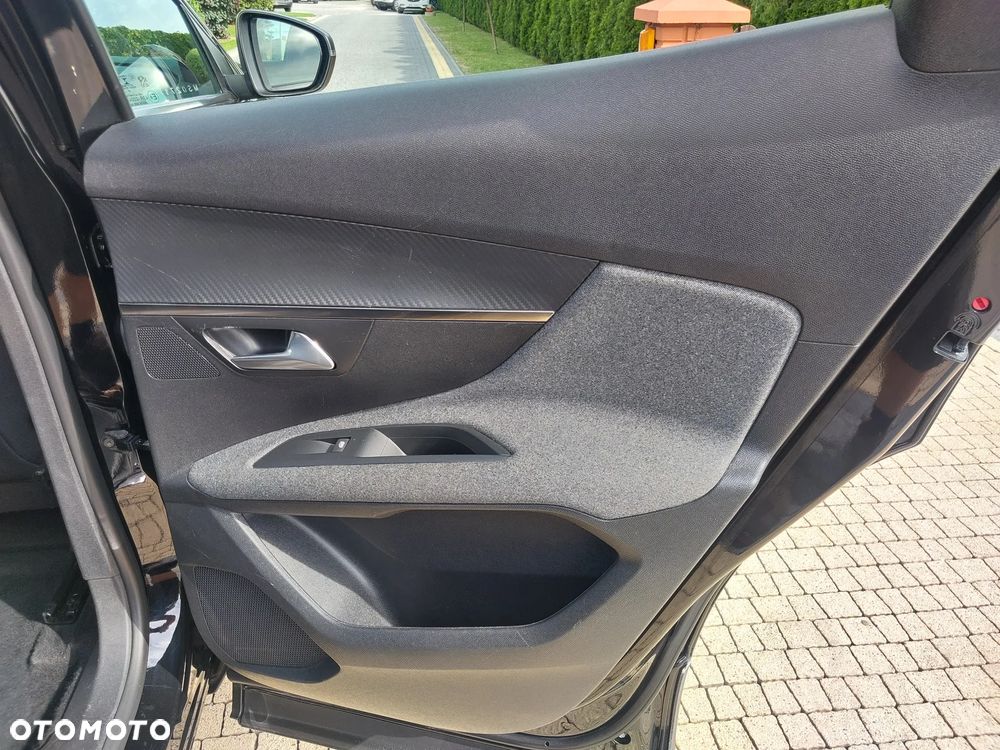 Peugeot 3008 BlueHDi 130 Stop & Start EAT8 Active Pack - 20