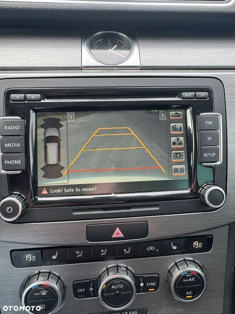 Volkswagen Passat 2.0 TDI DPF DSG 4Motion R-Line Edition Plus - 21