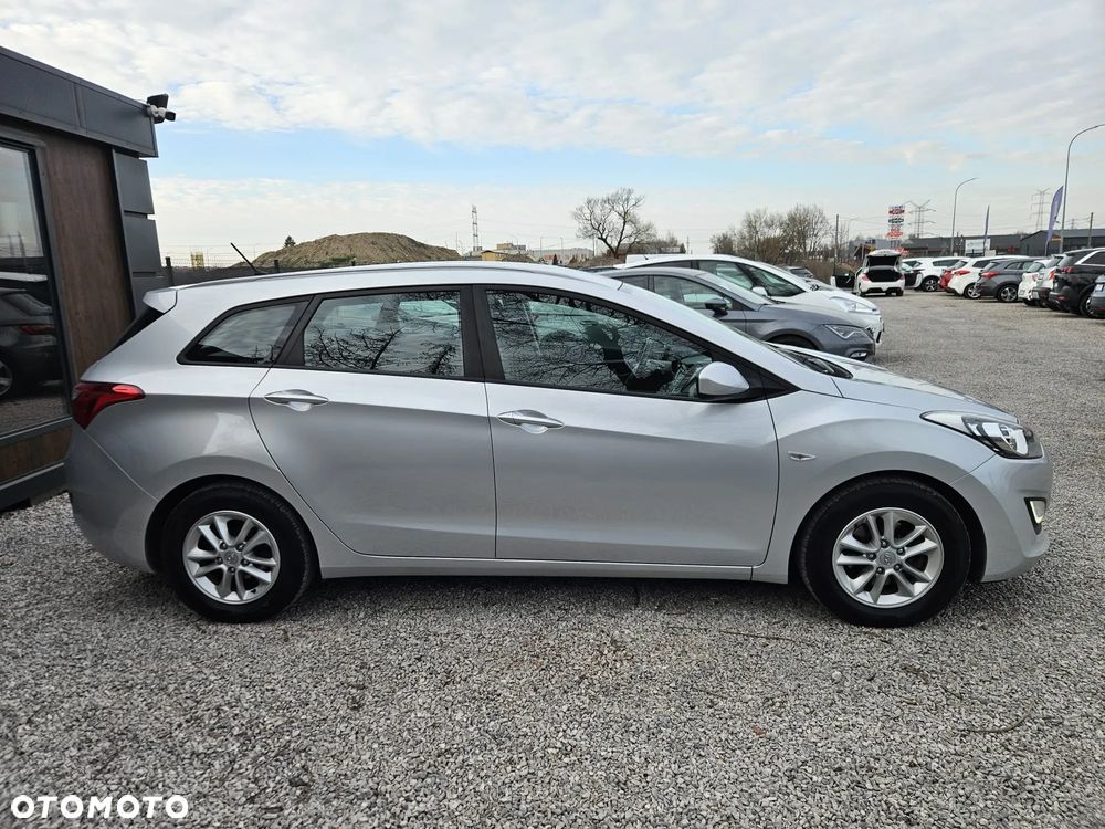 Hyundai i30 1.4 Comfort - 12