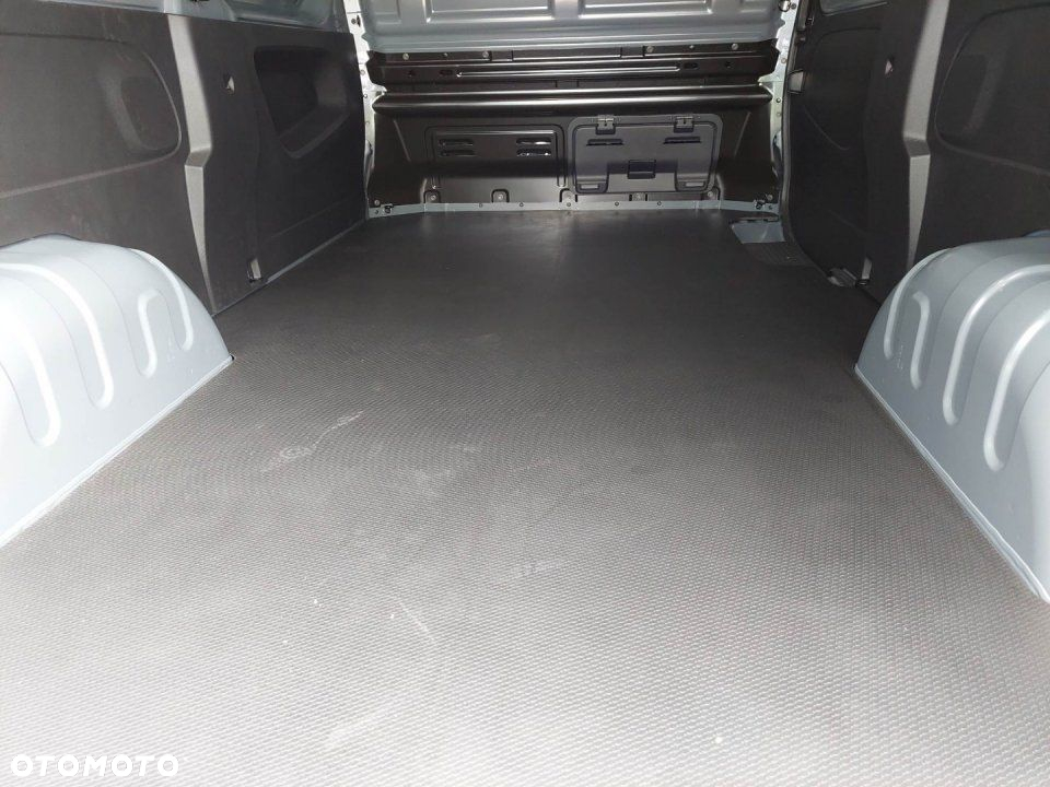 Renault Trafic - 9
