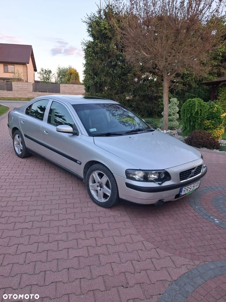 Volvo S60 - 1