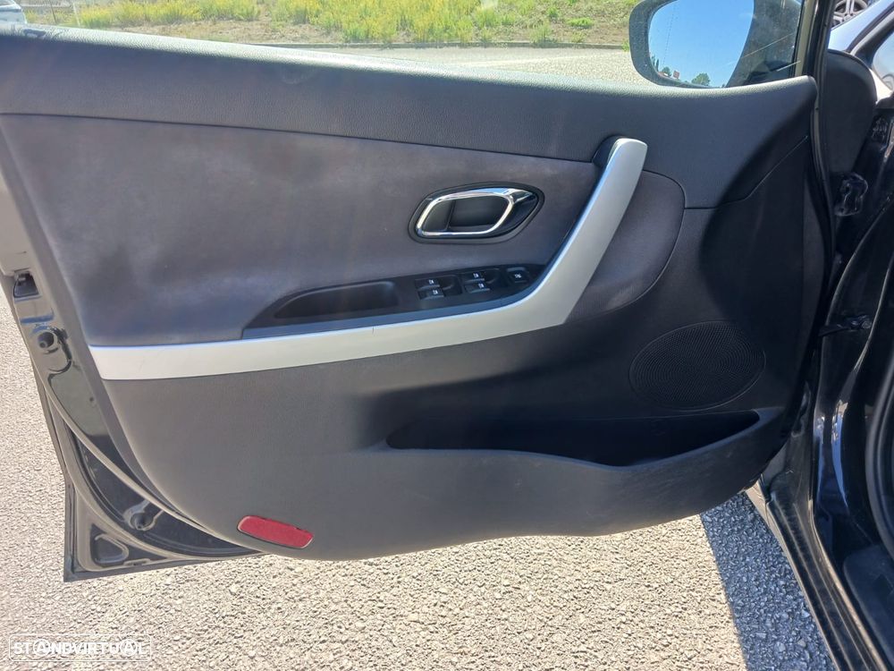 Kia Ceed SW 1.6 CRDi ECO - 18