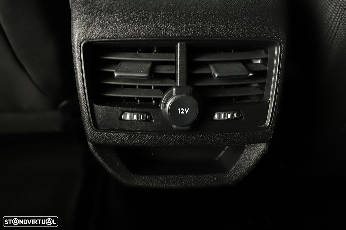 Peugeot 3008 1.2 PureTech Allure Pack - 24