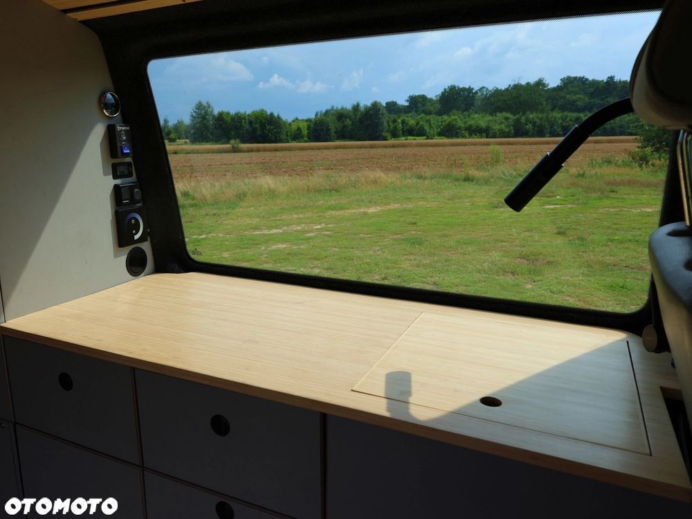 Volkswagen Transporter L2H1 - 19