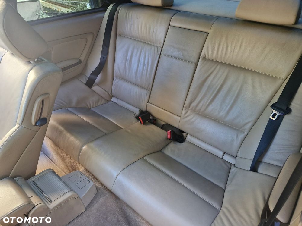 BMW Seria 3 325ti - 14