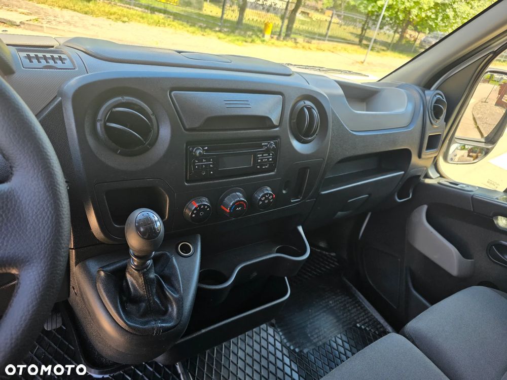 Renault Master - 15