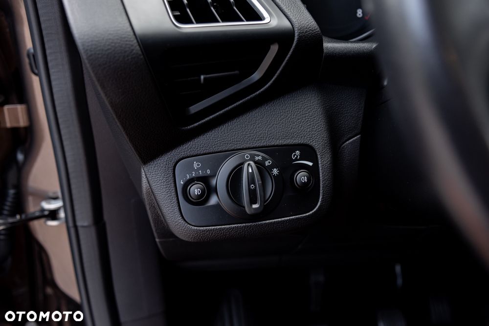 Ford Grand C-MAX - 27