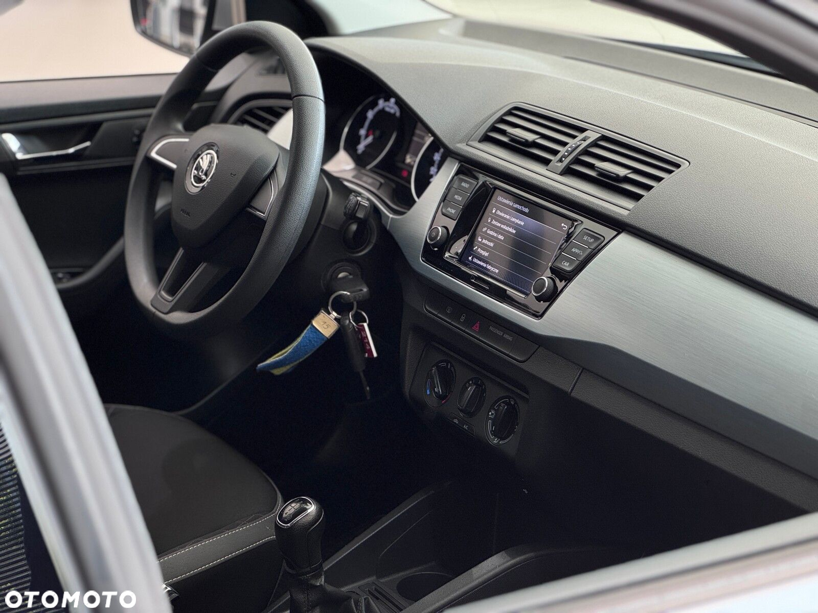 Skoda Fabia 1.0 Ambition - 37