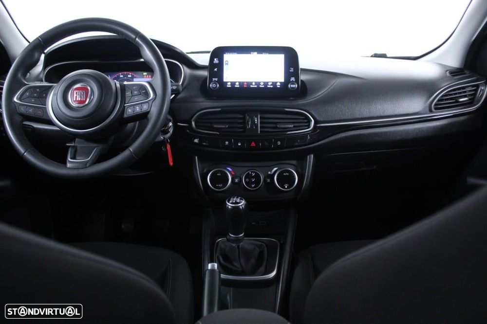 Fiat Tipo Station Wagon 1.0 GSE T3 City Life - 17