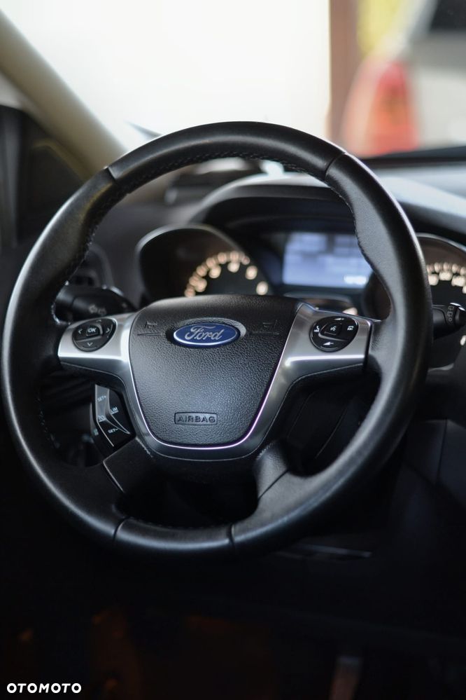 Ford Kuga 1.6 EcoBoost 2x4 Trend - 13