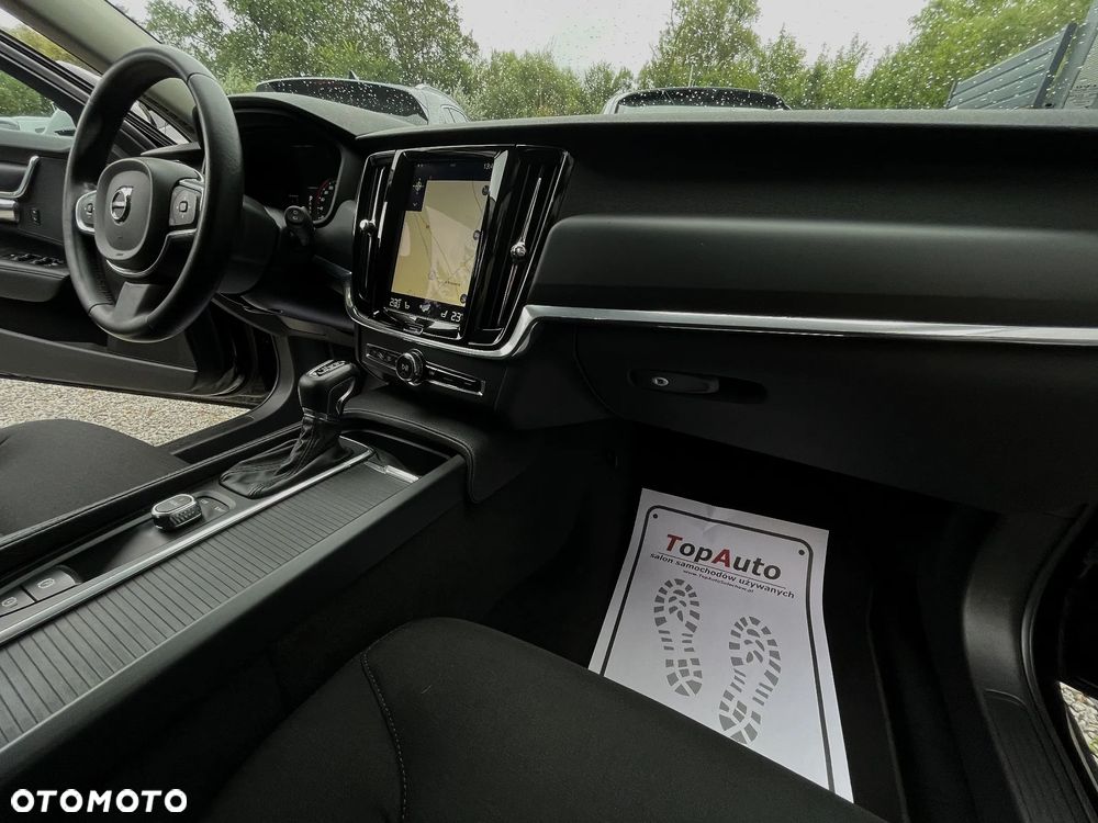 Volvo V90 D4 Geartronic Kinetic - 17