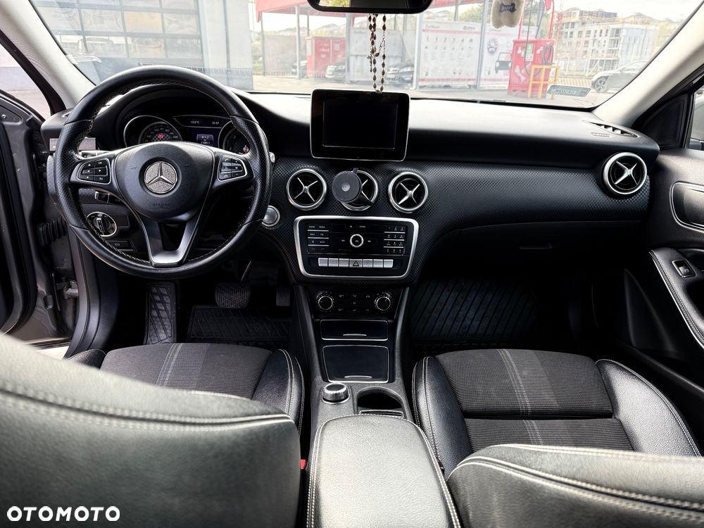 Mercedes-Benz Klasa A 180 d 7G-DCT Urban - 15