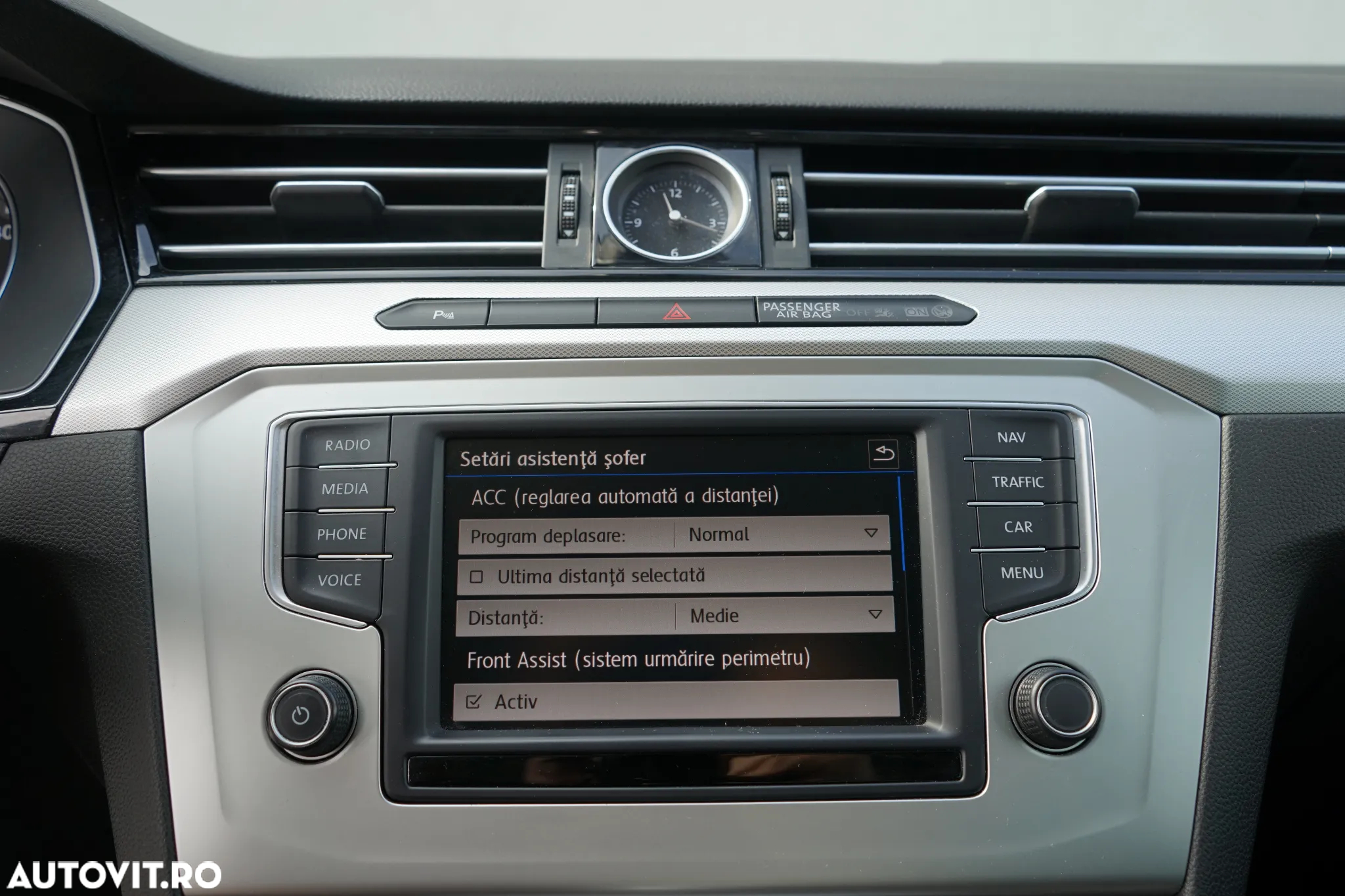 Volkswagen Passat Variant 2.0 TDI DSG Comfortline - 23