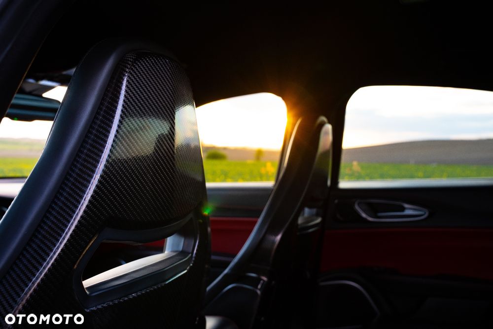 Alfa Romeo Giulia 2.9 Bi Turbo V6 Quadrifoglio - 23
