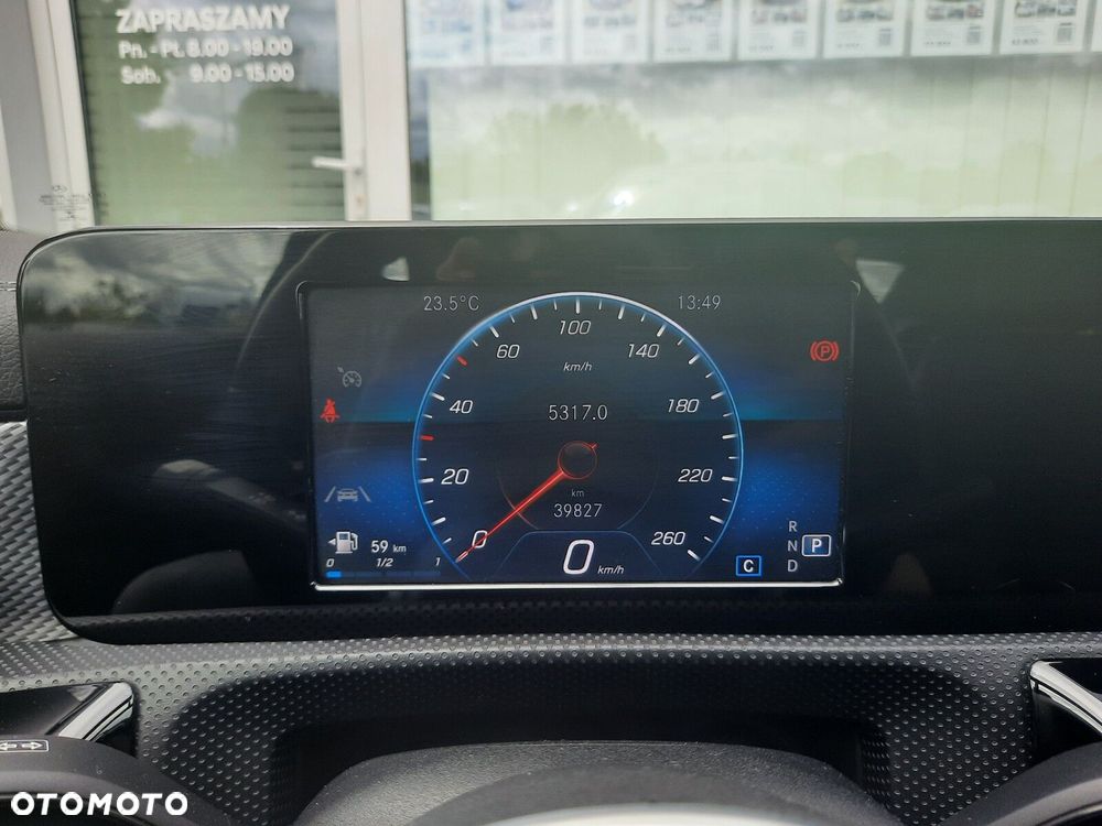 Mercedes-Benz CLA 250 Progressive 7G-DCT - 37
