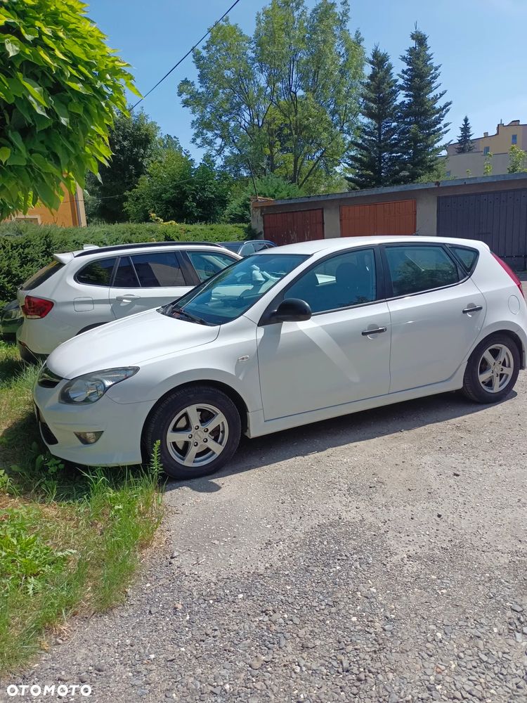 Hyundai i30 1.4 Base + World Cup - 19